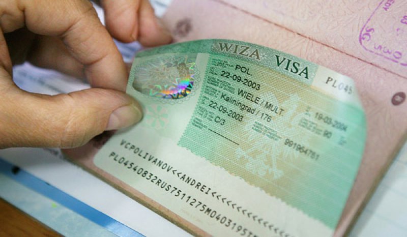 В каких случаях аннулируется Шенгенская виза украинцев?
