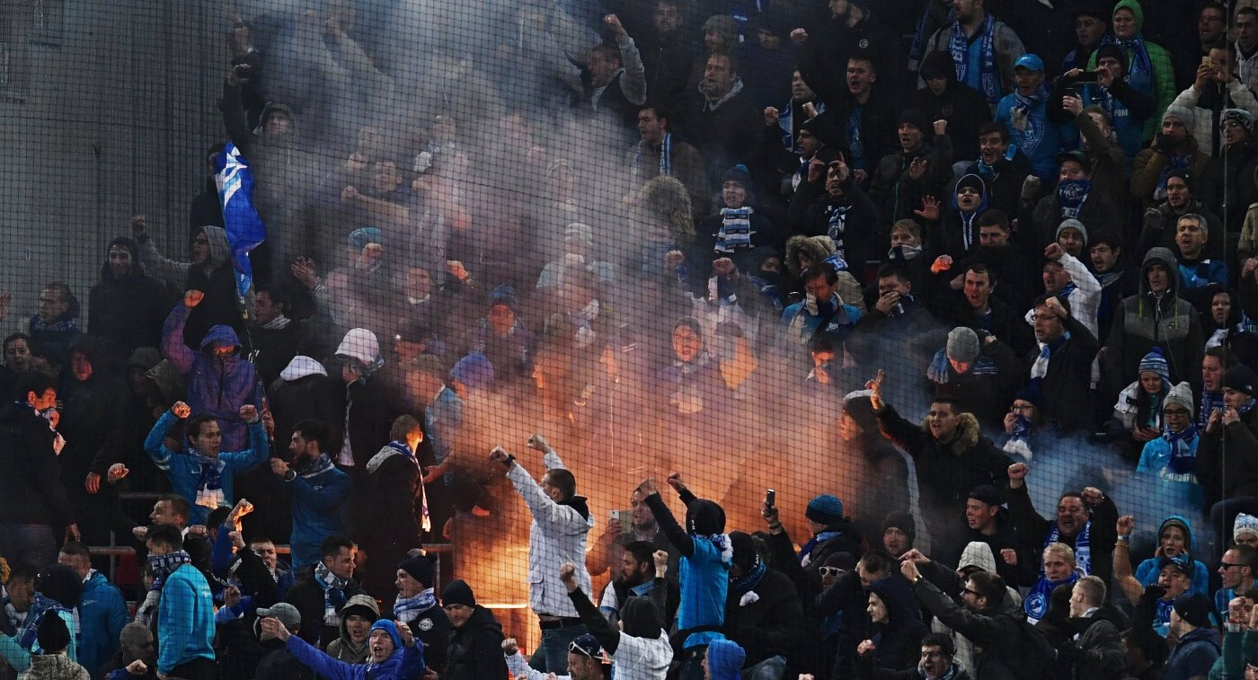 Россияне устроили массовое побоище в Испании - в ход пошли дубинки и стулья: в Сети появились кадры 