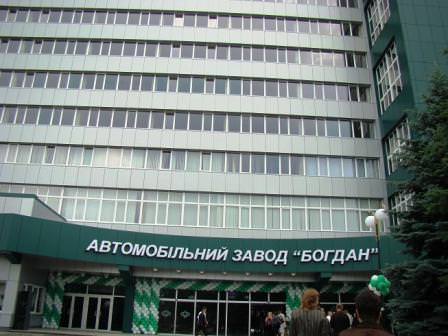 СМИ: Завод "Богдан" планирует собирать для ВСУ бронетранспортеры 