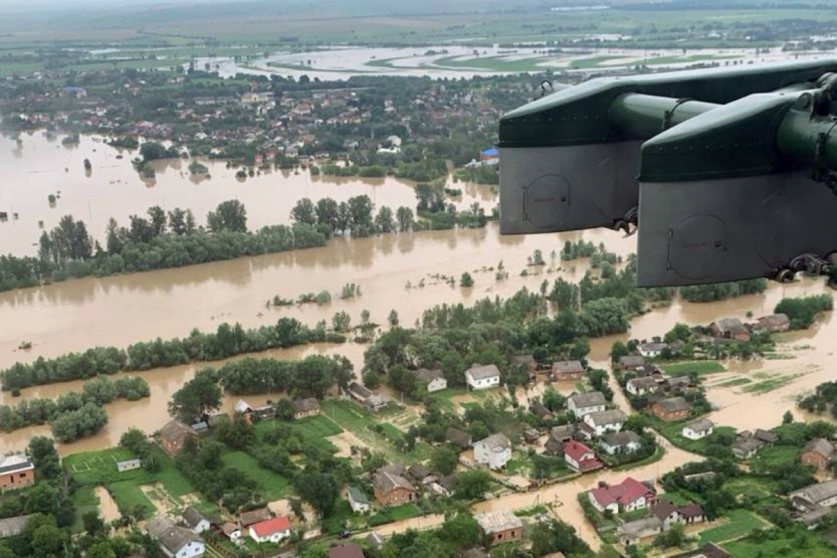 ​"Экоцид" в Прикарпатье: СБУ начинает большое расследование из-за разрушительного наводнения