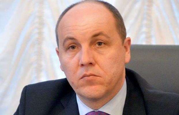 "Ищем сторонников для реализации данного решения", - Парубий рассказал о введении визового режима для граждан России