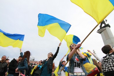 Половина жителей "ДНР" и "ЛНР" хотят вернуться под контроль Украины 