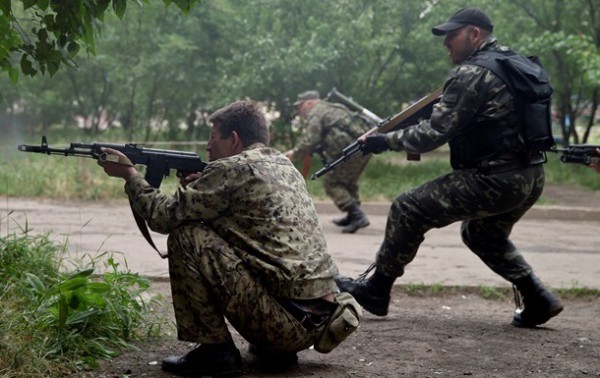 ДНР: Вдоль стратегически важной трассы "Донецк - Горловка" идут бои