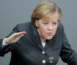 Меркель до слез обидела девочку из Палестины, угрожая депортацией
