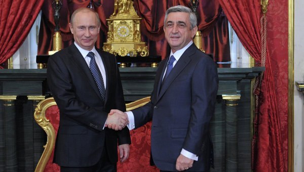 Муждабаев: "Братская дружба России и Армении" не стоит ничего, это фальшь, липа"