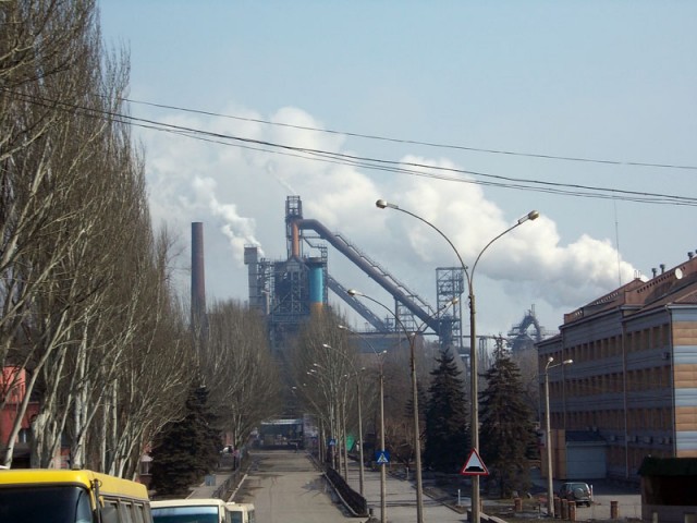 ​В Енакиево возобновлена работа металлургического завода