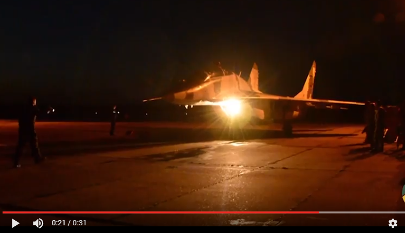 Украинские ВВС провели ночные учения на истребителях МиГ-29 и самолетах Л-39 - в Сети появились кадры