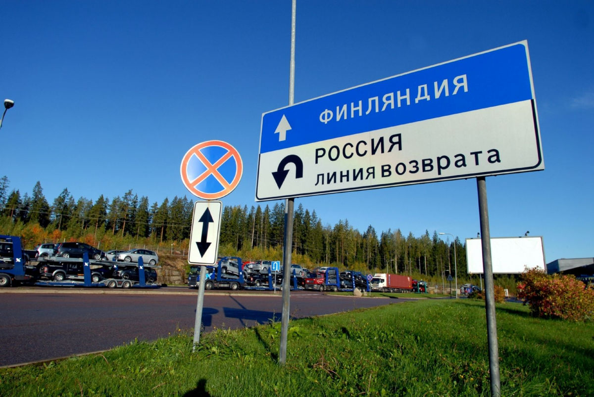 ​Граница Финляндии с РФ на замке: закрытие КПП продлено еще на месяц