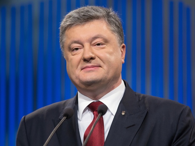 "Мы подвинули АД на десятки километров", - Порошенко напомнил "кремлевскому диктатору" Путину, как украинская армия отправила "в пекло" его наемников