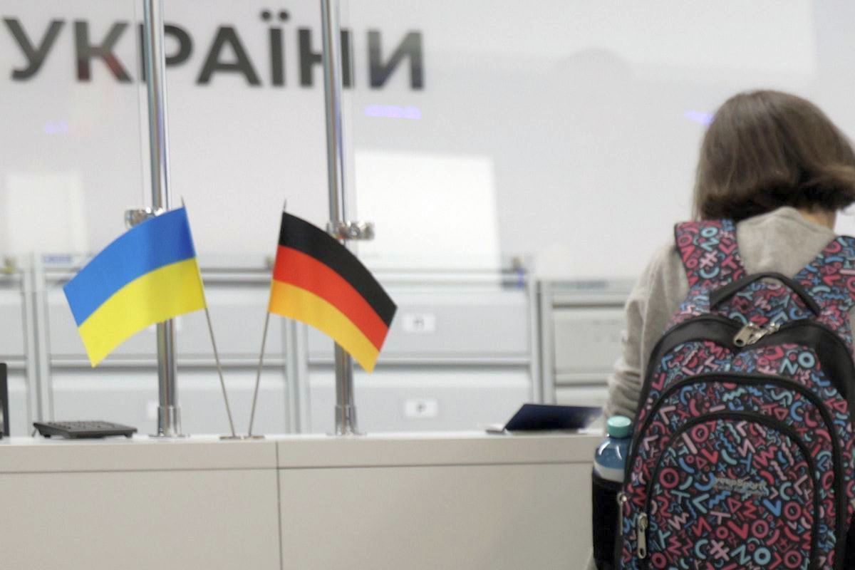 Счета на тысячи евро: украинцам в Германии напомнили о главной ошибке перед выездом