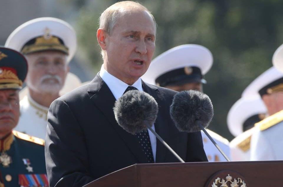 ​"Новый двойник президента России. Такого мы еще не видели": Сеть всколыхнули новые фото Путина