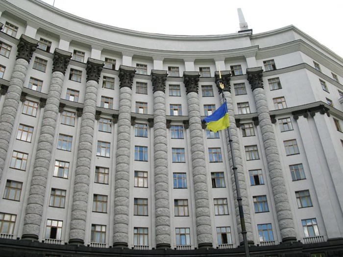 Кабмин: падение ВВП в Украине в 2015 году может составить более 4%