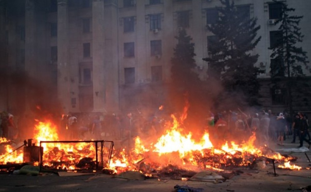 Полгода со дня трагедии в одесском Доме профсюзов: в Москве почтили память погибших