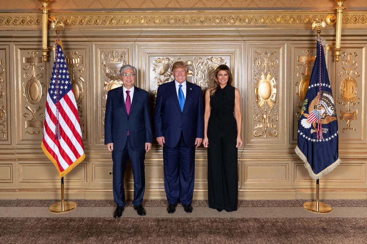 ​"Крупнейшее в истории соглашение", - Трамп похвалил Токаева за сделку между США и Казахстаном