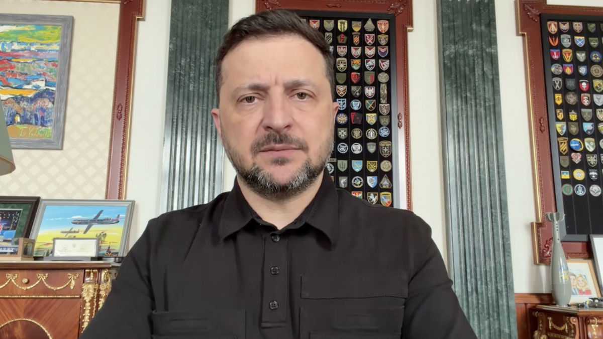 "Это не случайность", – Зеленский объяснил, почему РФ сегодня массированно атакует Украину 