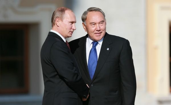 Путин занервничал из-за отставки Назарбаева: Цимбалюк рассказал, что выбило из колеи Кремль