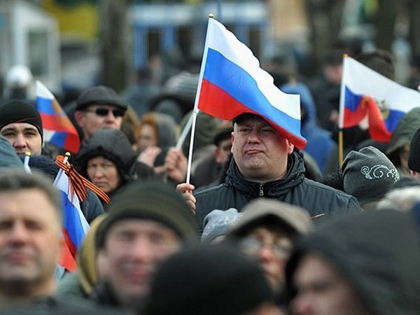 Граждане России ненавидят весь мир: социологи доказали, что упоминание об Украине, США или ЕС приводит россиян в бешенство 
