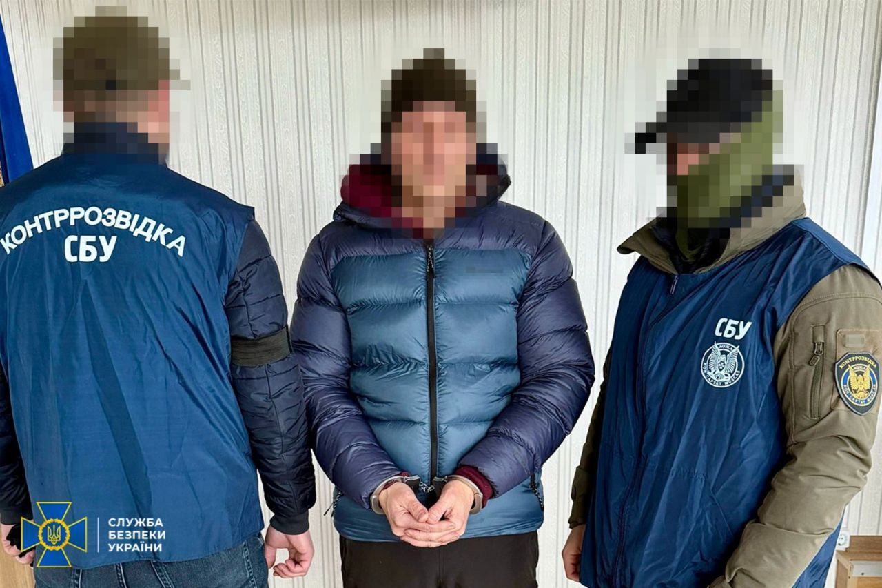 На Харьковщине СБУ задержала завербованного оккупантами механика: пытался пустить под откос военный эшелон