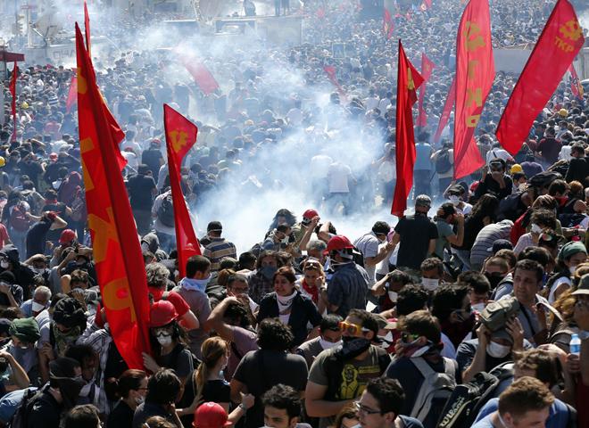 Полиция Стамбула уничтожила террористов, захвативших прокурора