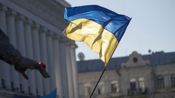 В Киеве возле здания Кабинета Министров пикетируют чернобыльцы 09.07.2014