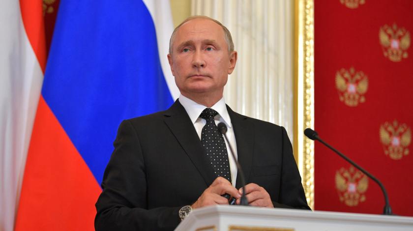Путин "поздравил" Зеленского: в России указали на уверенный и широкий шаг Кремля к войне