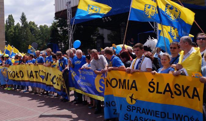 После референдума в Каталонии Польша опасается сепаратистов Силезии: Варшава будет вести работу с желающими "автономии" региона