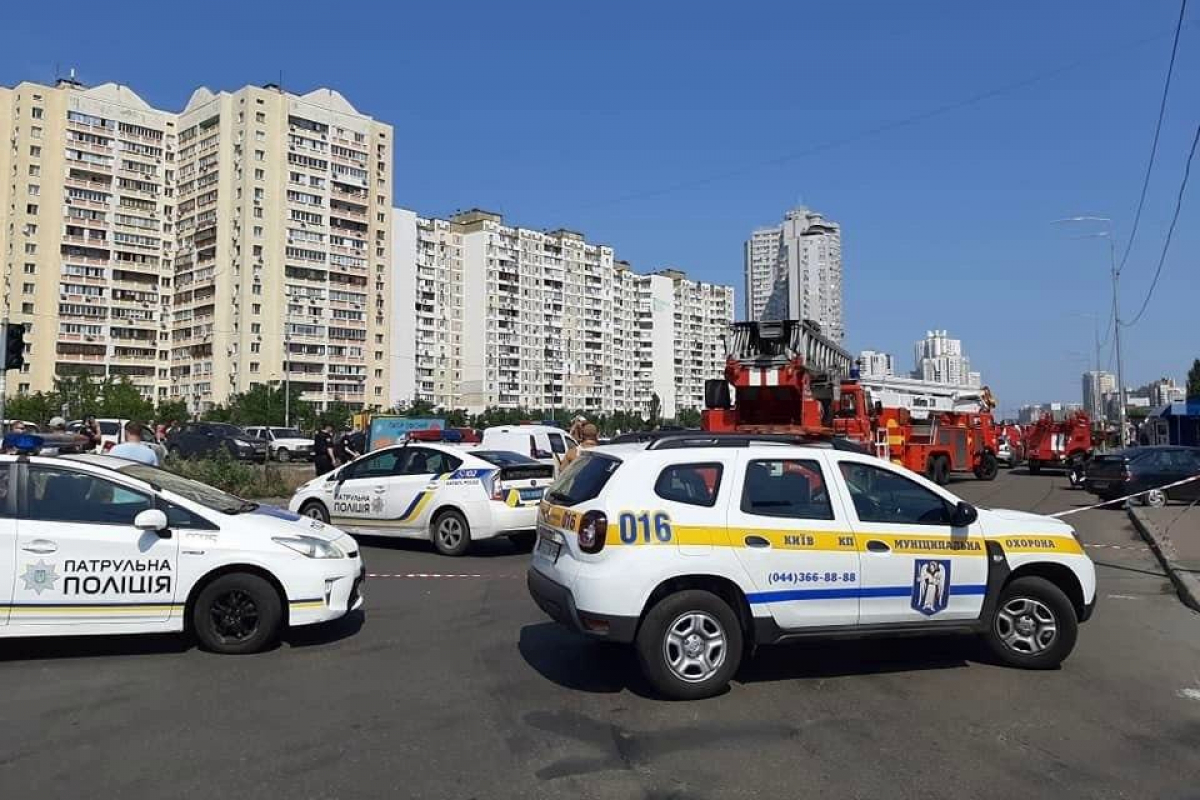 ​Взрыв девятиэтажки в Киеве: под завалами найден второй погибший, Нацгвардия оцепила район