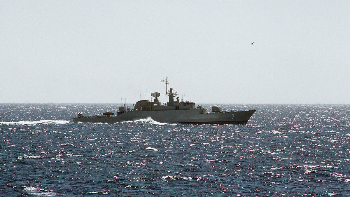 Военный корабль Ирана вторгся в территориальные воды Эстонии