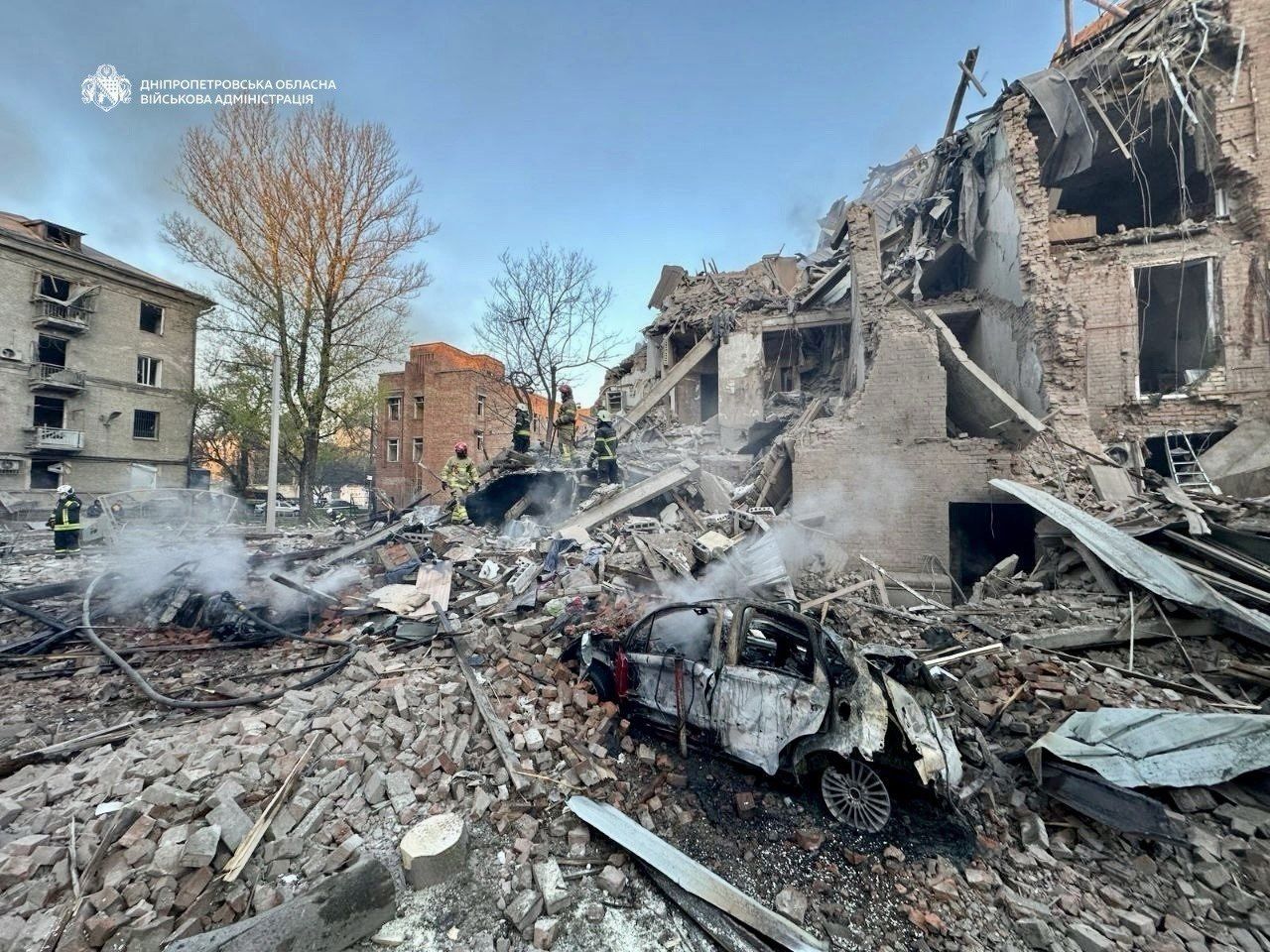 Армия РФ ночью ракетами и дронами нанесла удар по Днепру – видео последствий 