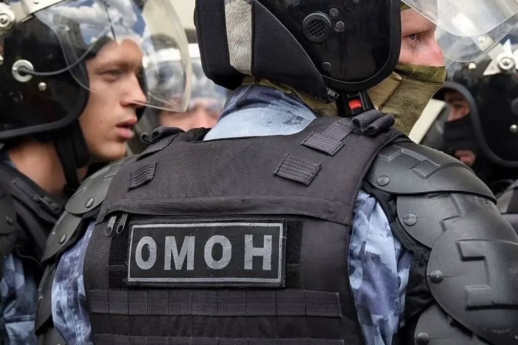 В Симферополе восстание крымских татар у здания ФСБ: арестованы 40 человек