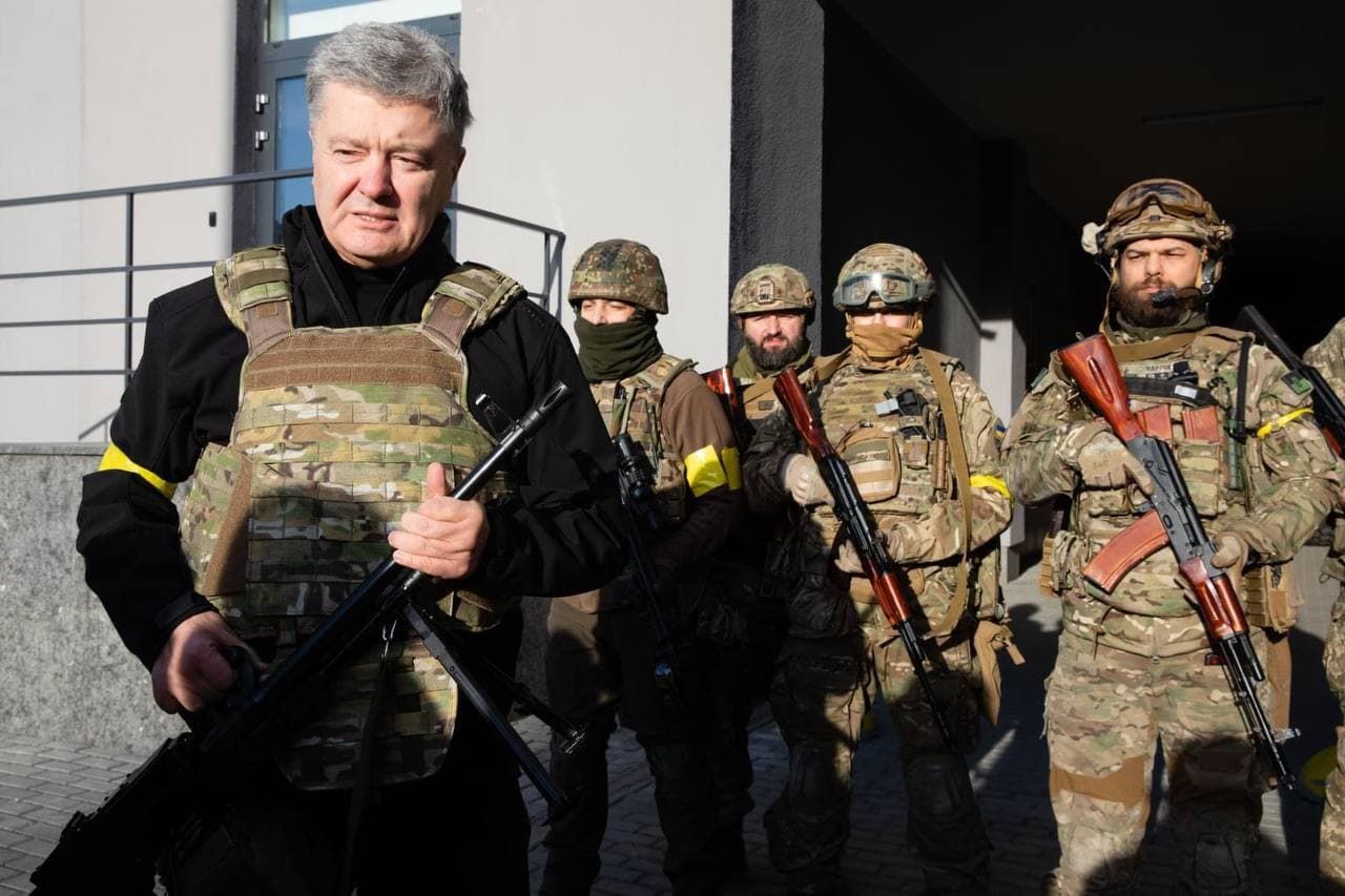 Порошенко об объединении с Зеленским: "Преподнесли Путину сюрприз"