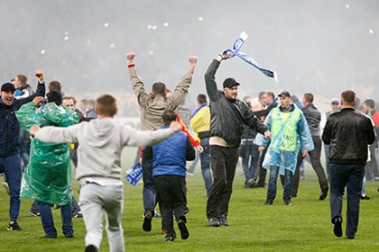 УЕФА открыл дело против "Днепра" по обвинению в расизме