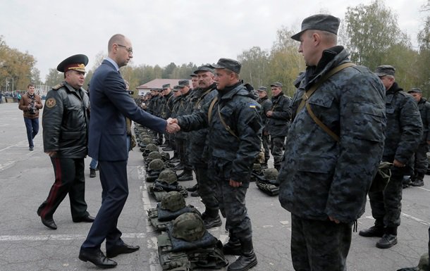 Минсоцполитики: Зарплаты бойцов АТО увеличены вдвое