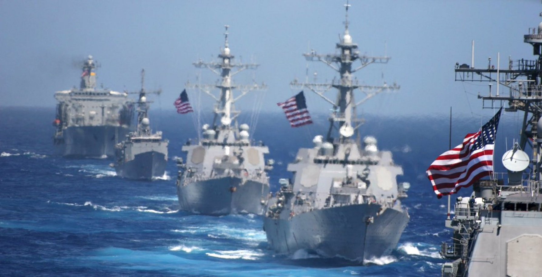 Россия в шаге от катастрофы: власти США угрожают Москве морской блокадой, названа причина 
