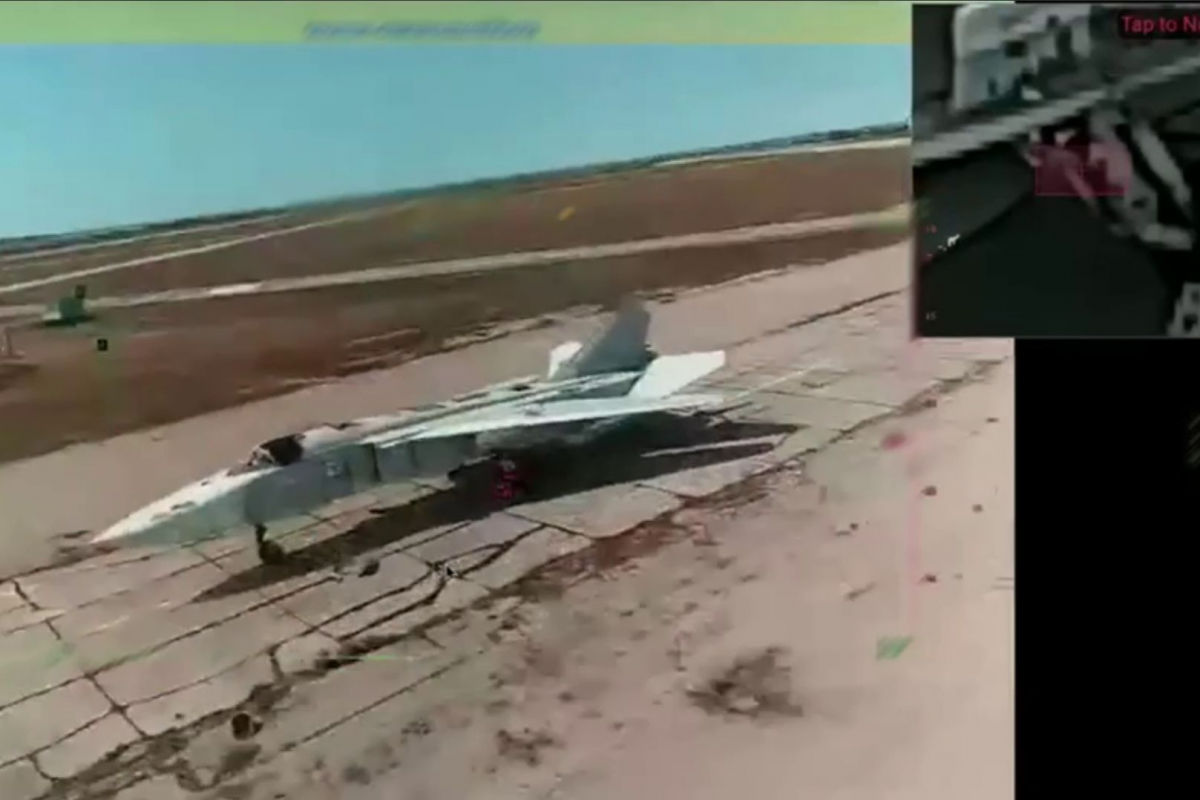 "Омега" НГУ сожгла Су-24М в Крыму: дроны ударили в нос и баки бомбардировщика РФ