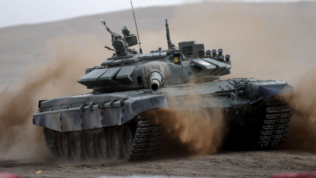 СМИ: Украина получит белорусские запчасти для танков "Т-72"