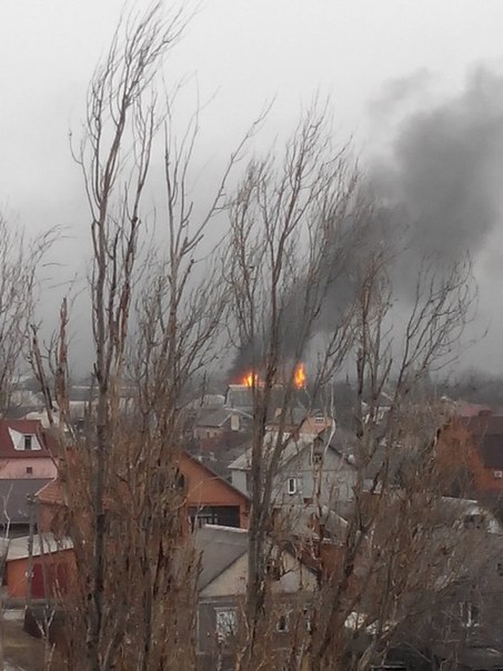 Батальон "Азов": жилые кварталы Мариуполя попали под обстрел, много раненых