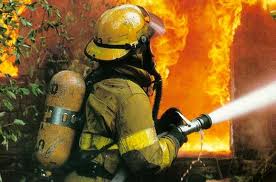 В Белой церкви пожар уничтожил склад с растворителями