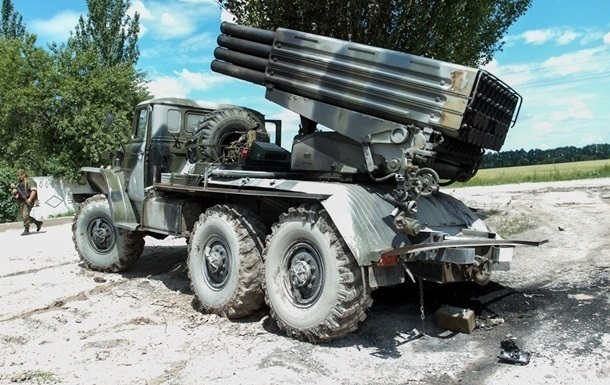 Украина готова опровергнуть информацию об использовании кассетных бомб в Донбассе