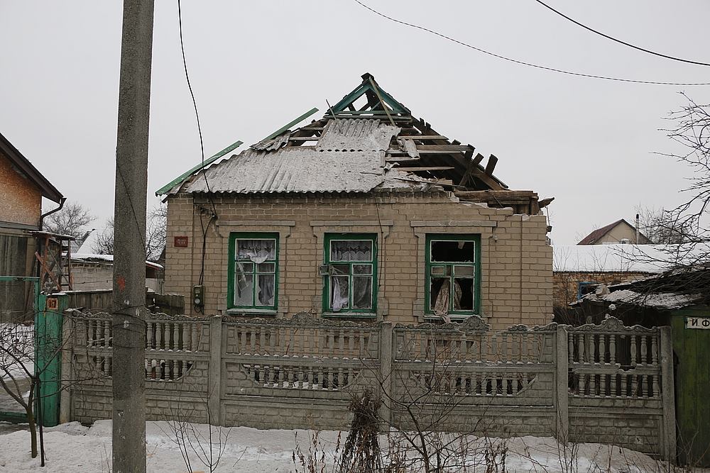 Опубликованы фото разрушенных домов Авдеевки: спасатели показали чудовищные последствия атак российско-оккупационных войск