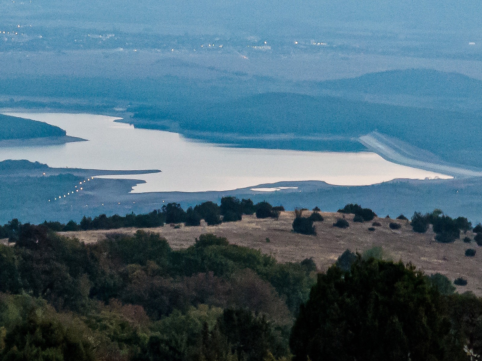 Стратегическое водохранилище Крыма погибает: крымчанин показал кадры экологической катастрофы