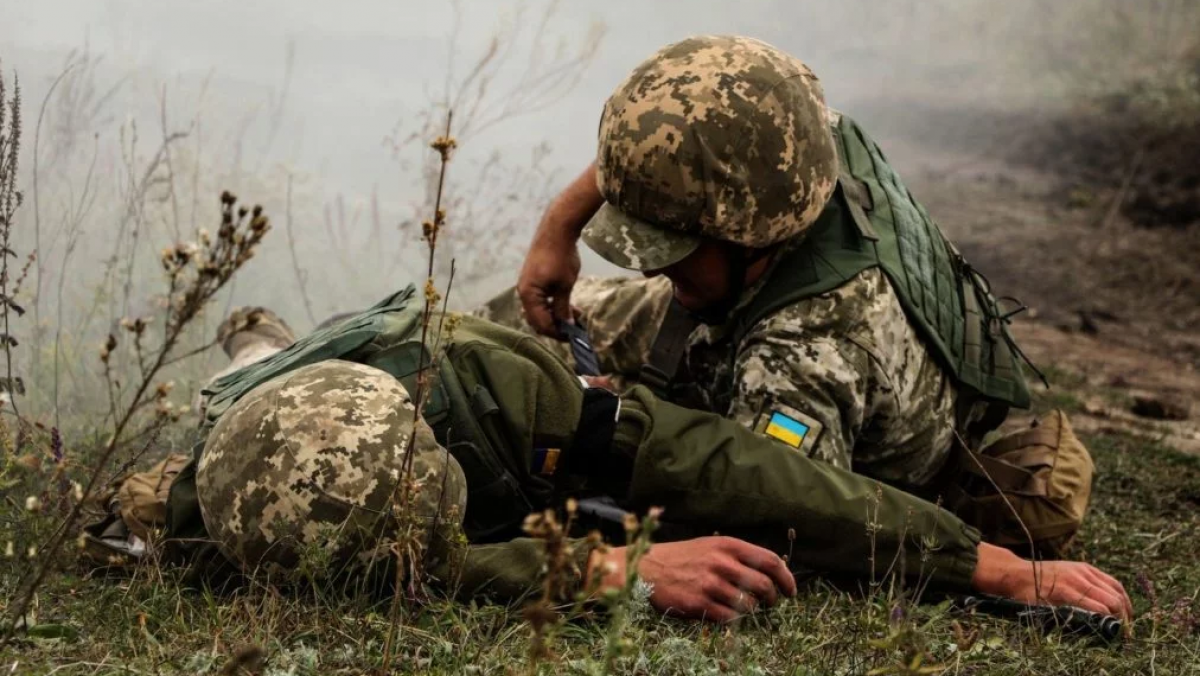 Оккупанты пошли в атаку на Донбассе – у ВСУ есть погибший и раненые: сводка за 17–18 июня