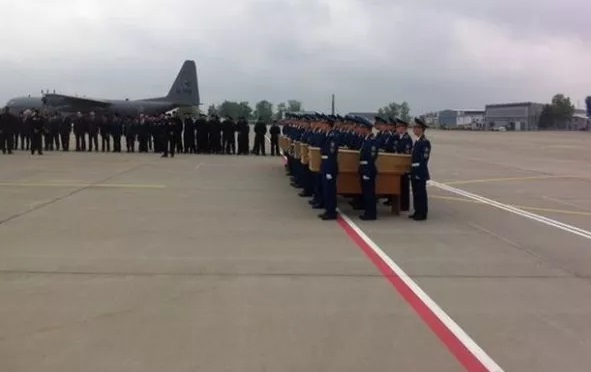 Из Харькова в Нидерланды вылетел самолет с семью телами погибших в авиакатастрофе в Донбассе