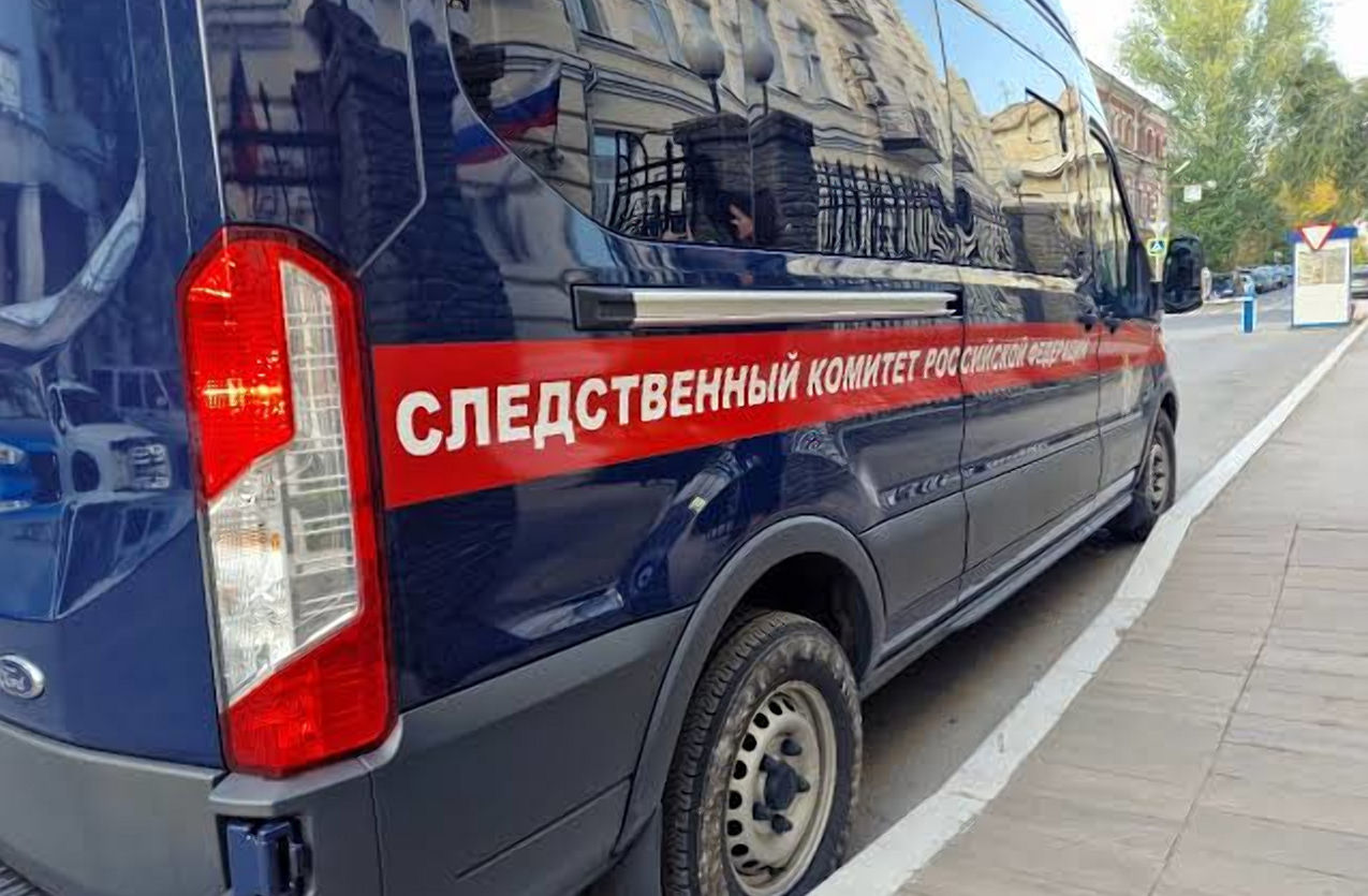 В Красноярском крае РФ ученица 7-го класса во время линейки в школе ранила 7 человек
