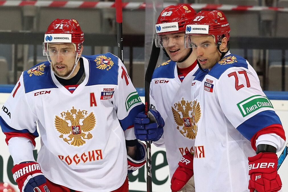 Чемпионат мира без РФ и Беларуси: IIHF отказался возвращать сборные на международную арену