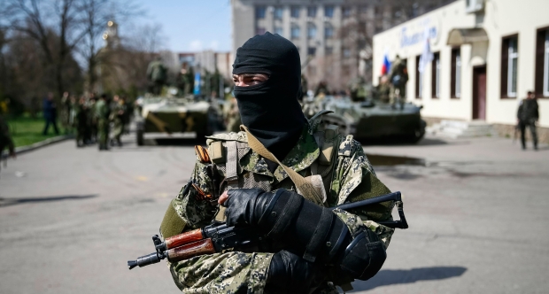В Донецке из засады был обстрелян военный грузовик боевиков "ДНР": сепаратисты грешат на "укроДРГ" – соцсети