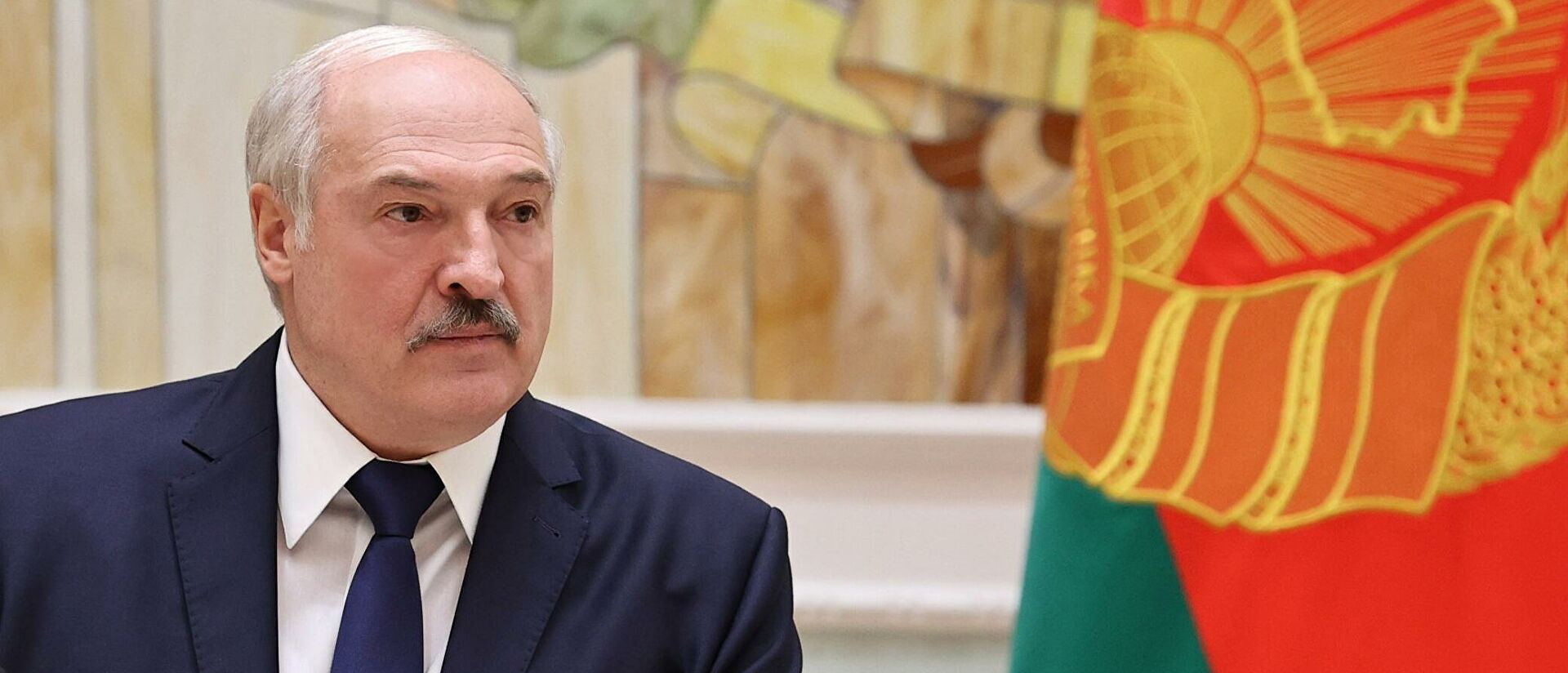 Российский эксперт спрогнозировал будущее Лукашенко: "Путину он уже неинтересен" 