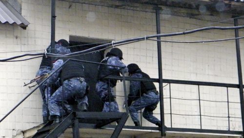 В ночном клубе Одессы милиция задержала мужчину с гранатой