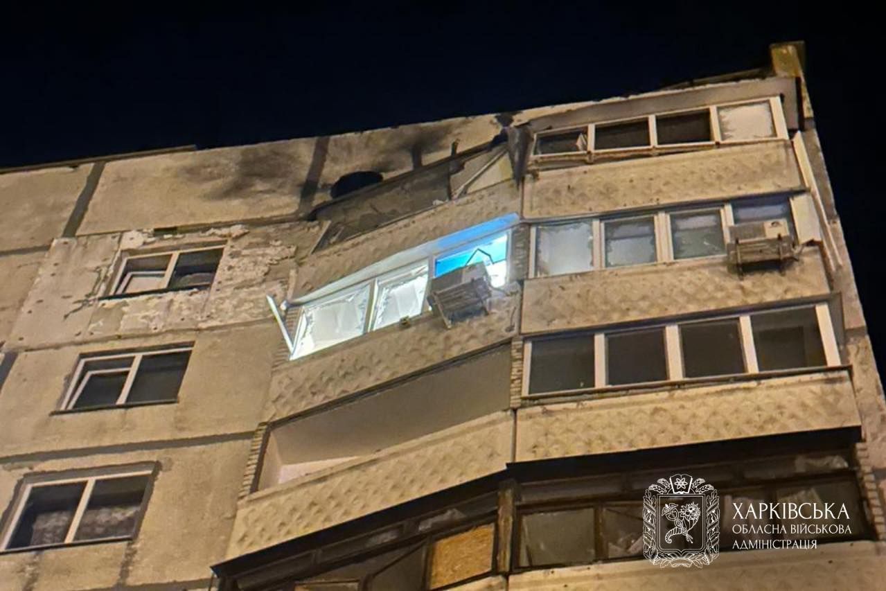 РФ 9 мая протаранила “Молнией” девятиэтажку в Харькове - среди пострадавших 3 детей