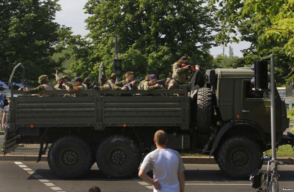 Украинские военные вступили в бой за Вергунскую развязку под Луганском